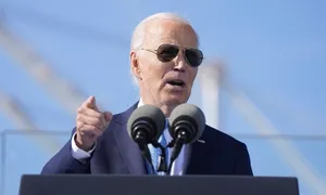 Những lần nói hớ của ông Biden gây khó cho bà Harris Những lần nói hớ của ông Biden gây khó cho bà Harris
