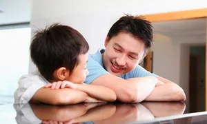 Có ba nhà Sài Gòn nhưng để con tay trắng vào đời Có ba nhà Sài Gòn nhưng để con tay trắng vào đời