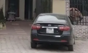 Sinh viên trộm ôtô của cô giáo Sinh viên trộm ôtô của cô giáo