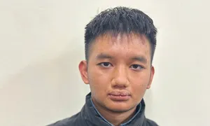 Nam sinh hai lần cướp ôtô, đánh chết cụ ông trong lúc chạy trốn Nam sinh hai lần cướp ôtô, đánh chết cụ ông trong lúc chạy trốn