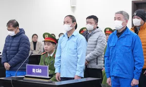 Cựu chủ tịch NXB Giáo dục 'kể công' giảm giá sách giáo khoa Cựu chủ tịch NXB Giáo dục 'kể công' giảm giá sách giáo khoa