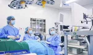 Bệnh xốp xơ tai khiến người đàn ông giảm thính lực